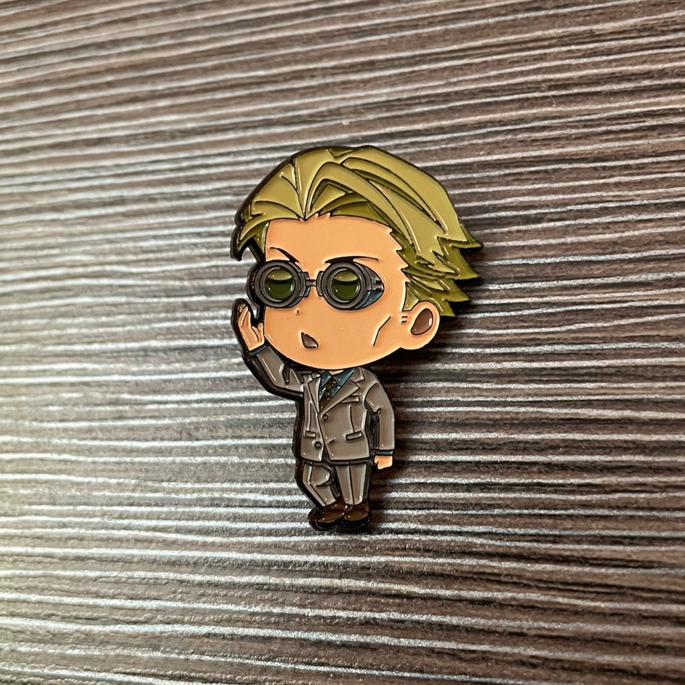 *Free with Purchase* Jujutsu Kaisen Nanami Enamel Pin